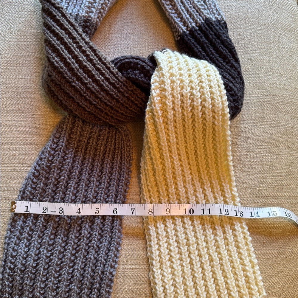 Multicolor Hand Knit Ribbed Scarf - Picture 5 of 7